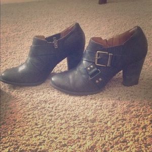 Clarks black booties 8